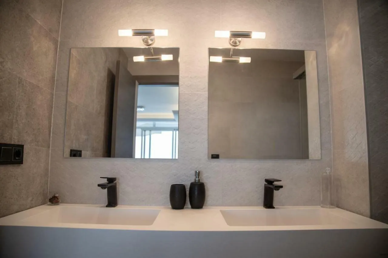 Deluxe Supreme Apartment Malaga