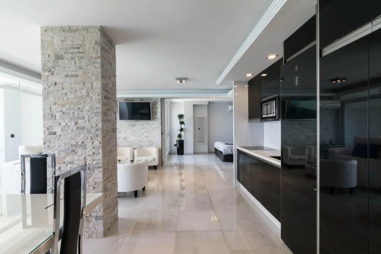 Deluxe Supreme Apartment Malaga