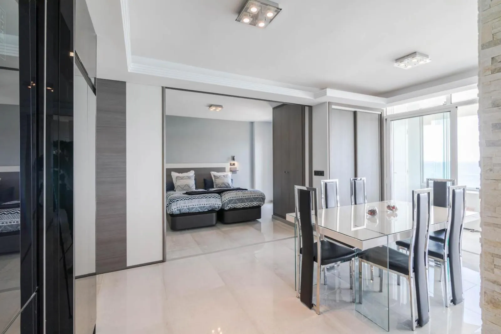 Deluxe Supreme Apartment Malaga