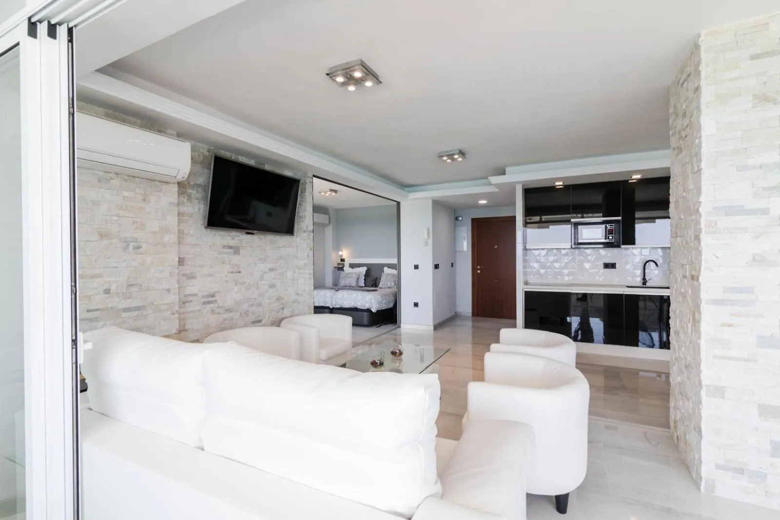 Deluxe Supreme Apartment Malaga Spain
